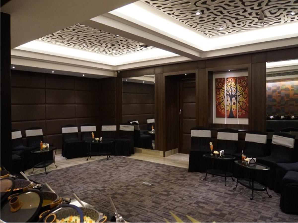 索奈特酒店 贾姆谢德布尔 外观 照片